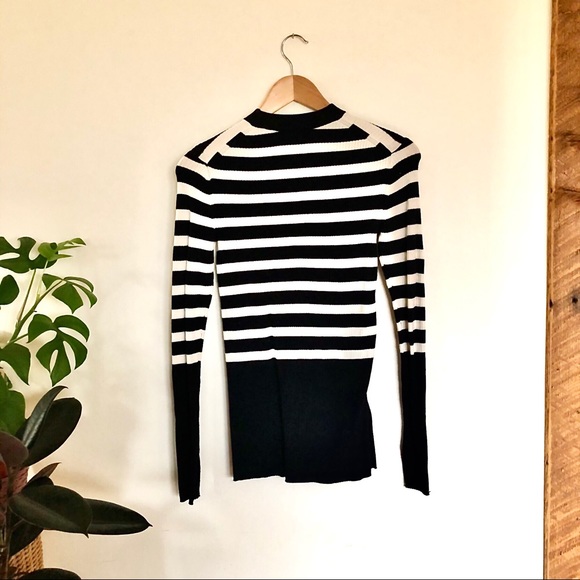 Everlane Striped Crew Neck Sweater - Picture 6 of 8